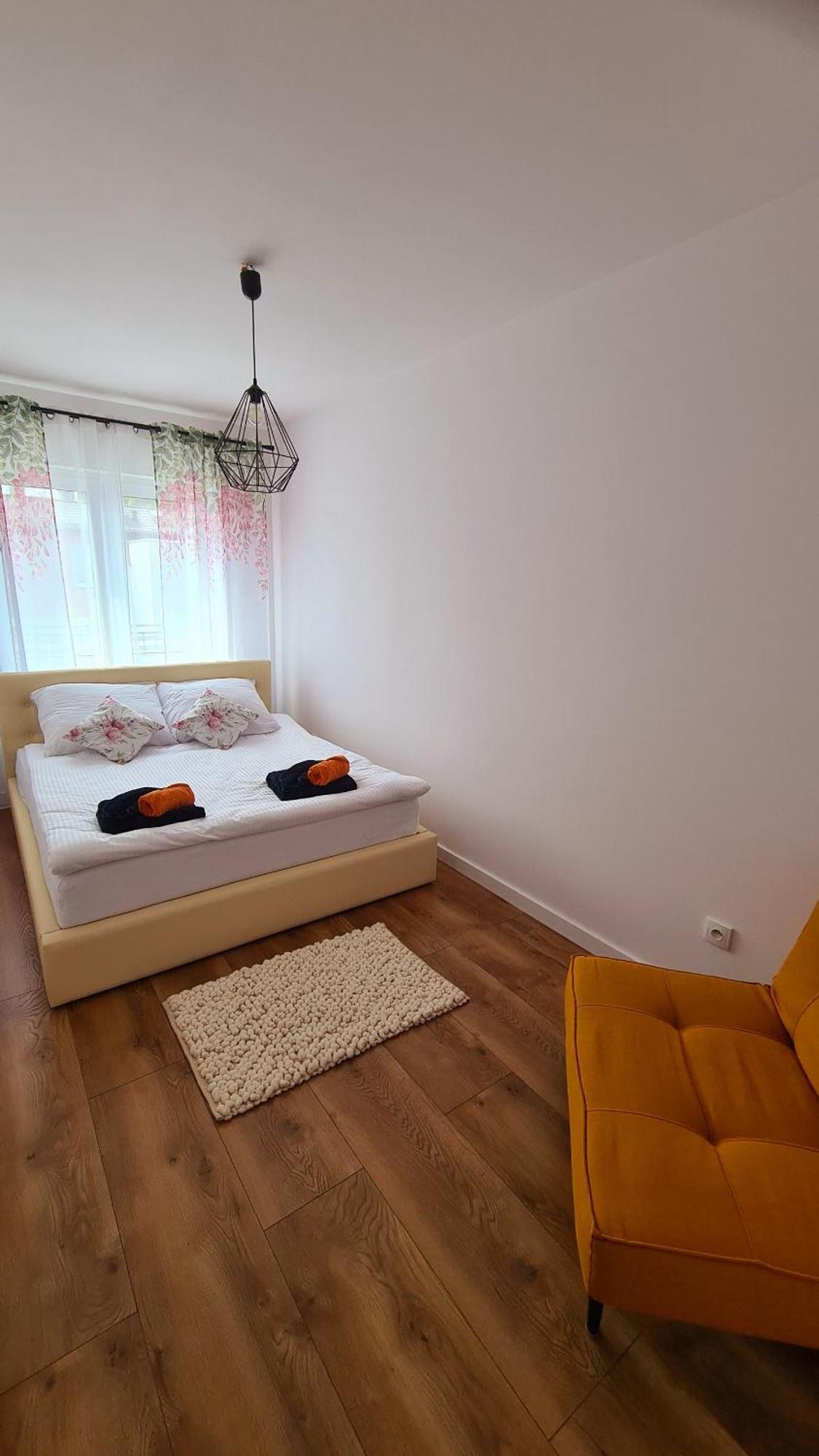 Top Apartament II นามิสลอฟ ภายนอก รูปภาพ