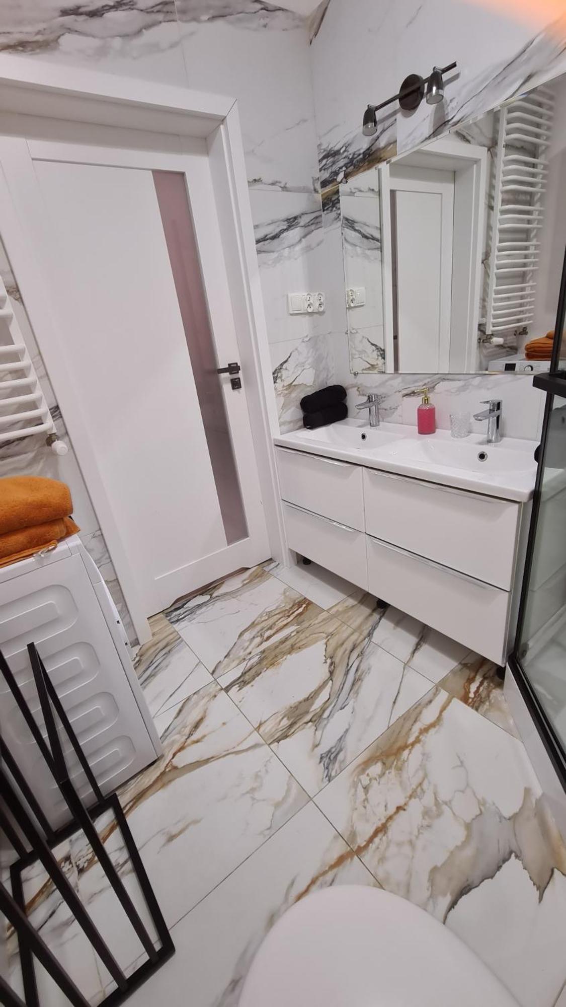 Top Apartament II นามิสลอฟ ภายนอก รูปภาพ